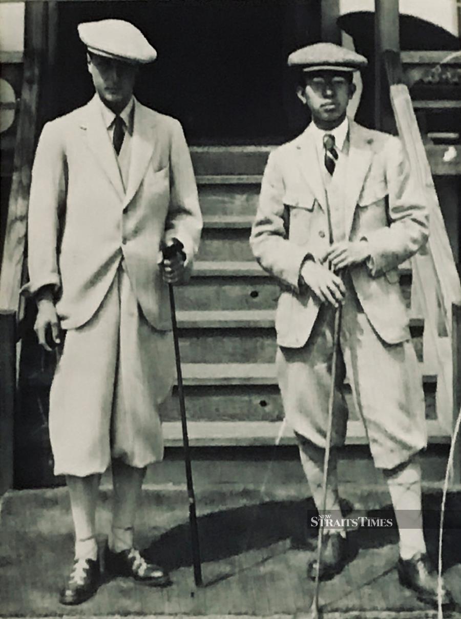  The future King Edward VIII with the future Emperor Hirohito at the Tokyo Golf Club in 1922.