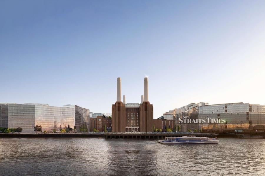  The restored Grade 2-listed Battersea Power Station on London's River Thames. Photo courtesy of Charlie Round-Turner.