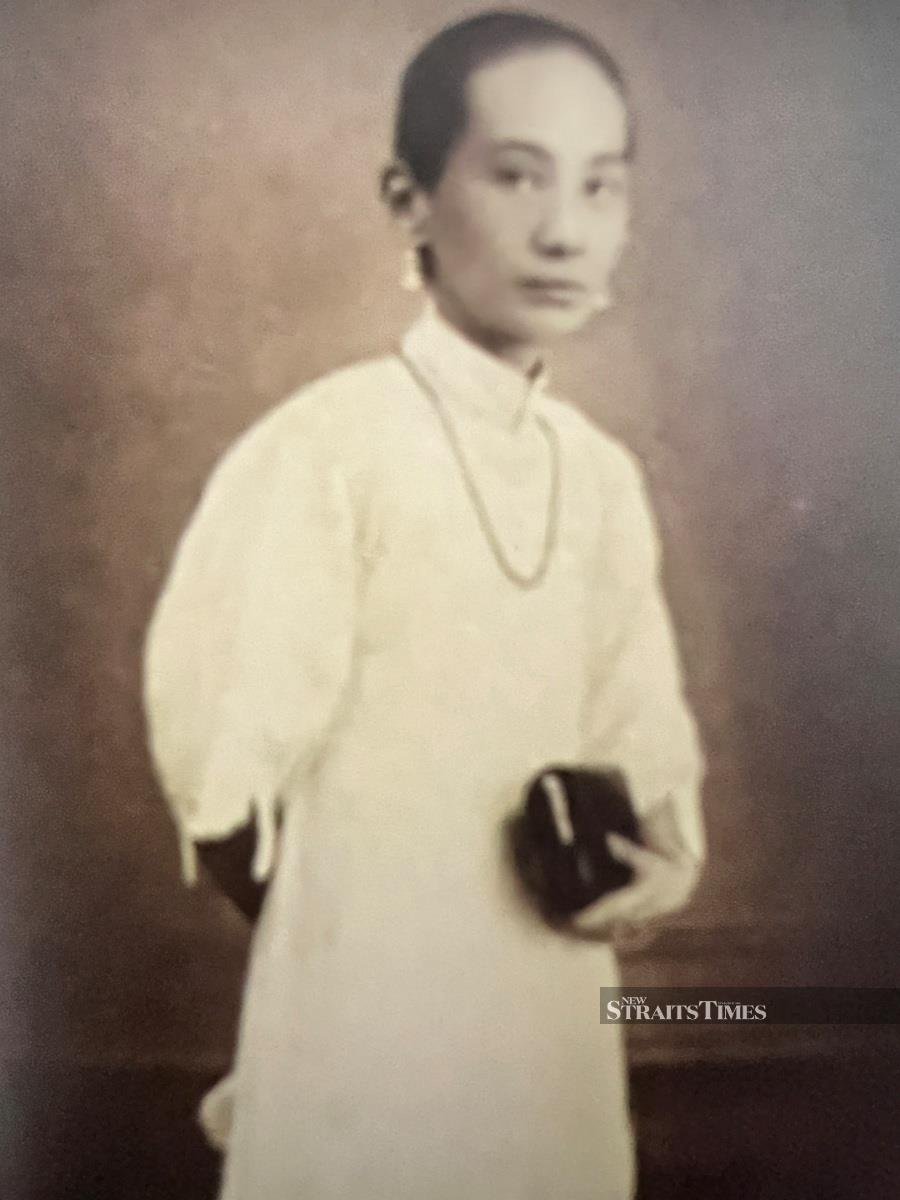  Cheong's favoured seventh wife, Tan Tay Po.