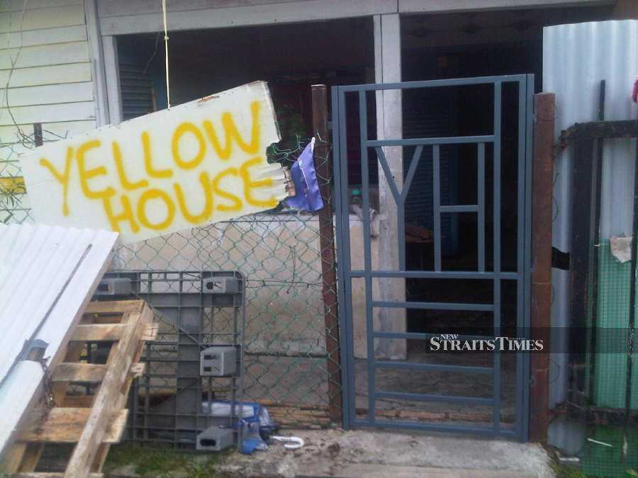  Yellow House circa 2011.