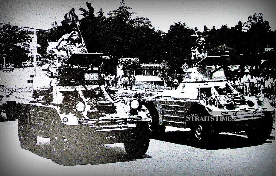  Ferret Scout cars of 2 Recce Regt in Congo in Sept 1962.