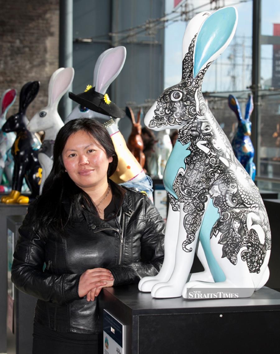 Ari at her impressive hare exhibition.