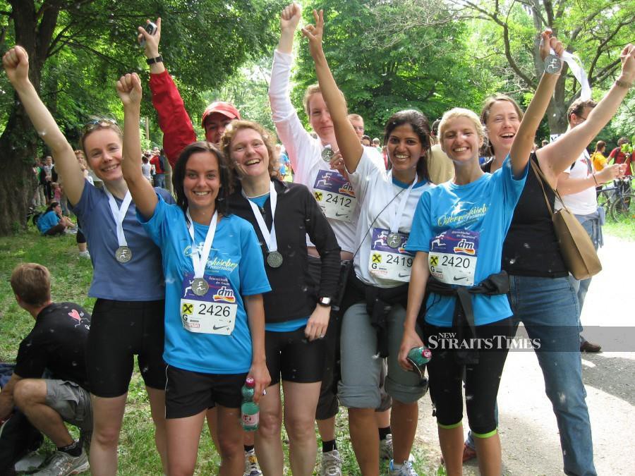  Kavita (third from right), then a post-doctorate fellow at the Medical University of Vienna in Austria, joining a women’s run with her colleagues in 2007.