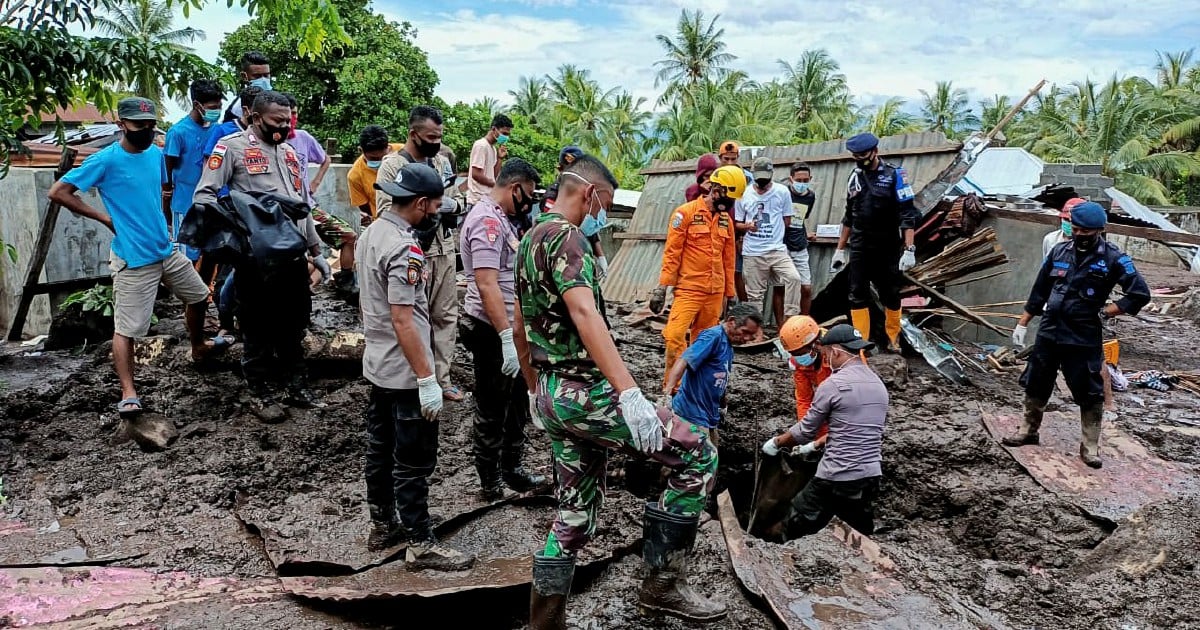 Indonesia Readies Hospital Ships For Cyclone Survivors | New Straits Times