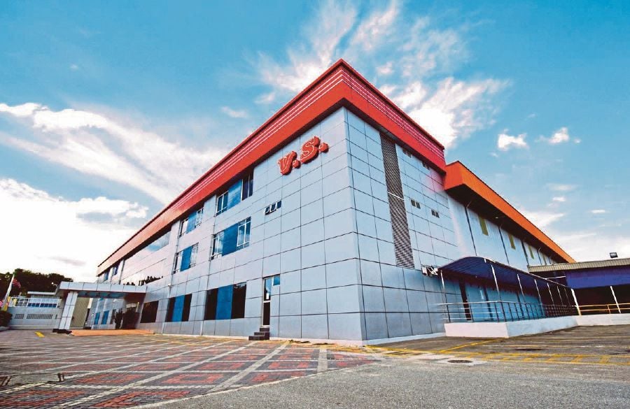 Hong Leong Investment Bank Bhd's (HLIB Research)  has upgraded its call on VS Industry Bhd to ‘hold’ and raised its target price to RM1.04 a share on the company’s promising outlook. NSTP/FILEPIC