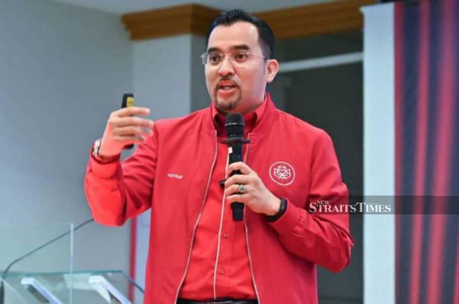 Mara chairman Datuk Dr Asyraf Wajdi Dusuki says the 10,160 students who failed to take their Sijil Pelajaran Malaysia examination for 2023 can apply to GiatMara for TVET training. NSTP file pic