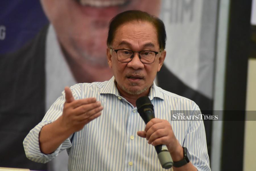 Anwar Reminds Pm Not To Hold Ge15 Because Of Threats New Straits Times Malaysia General