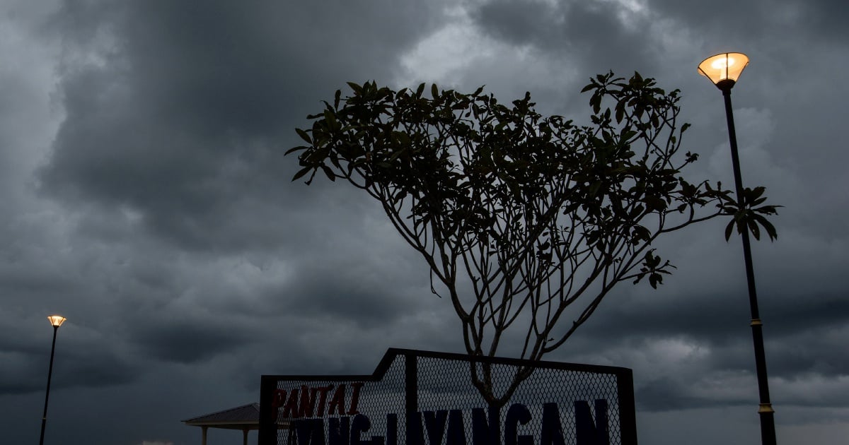 Thunderstorms, heavy rain and strong winds in Johor, Sabah, Sarawak till 7pm