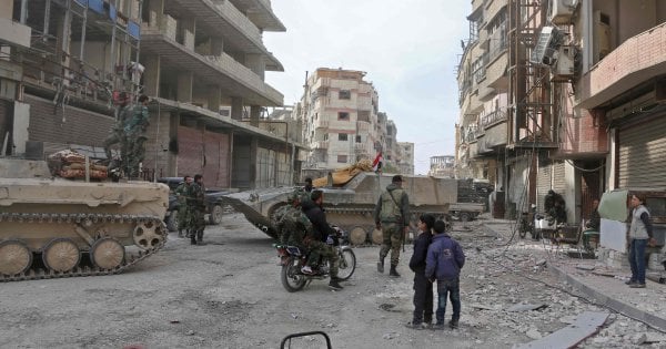 Syria forces battle to secure Damascus | New Straits Times