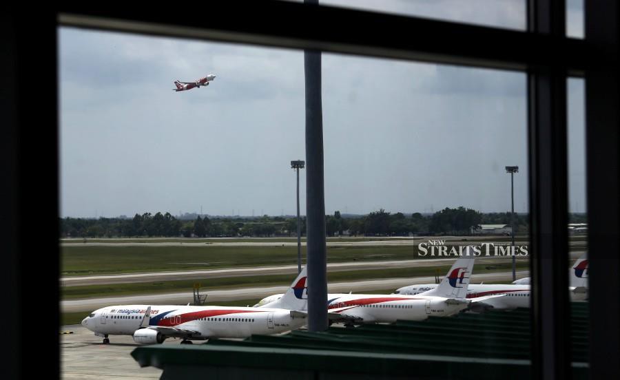 A general view of the tarmac at the Kuala Lumpur Internation Airport. -NSTP/MOHD FADLI HAMZAH