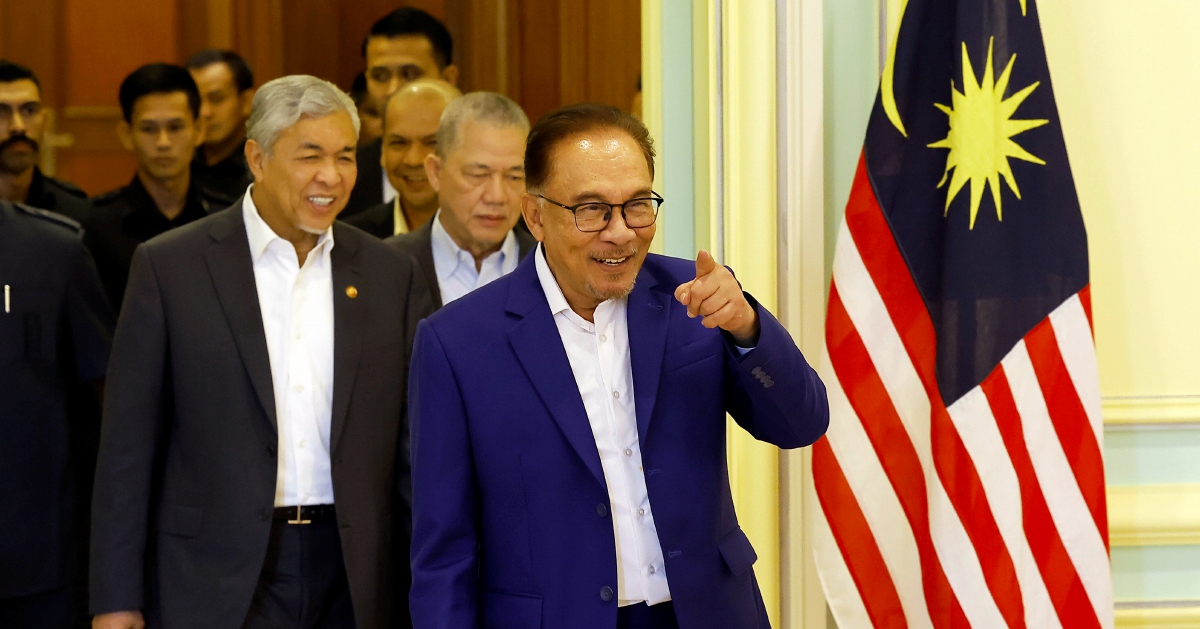 Populist approach earns Anwar respect on international stage | New ...