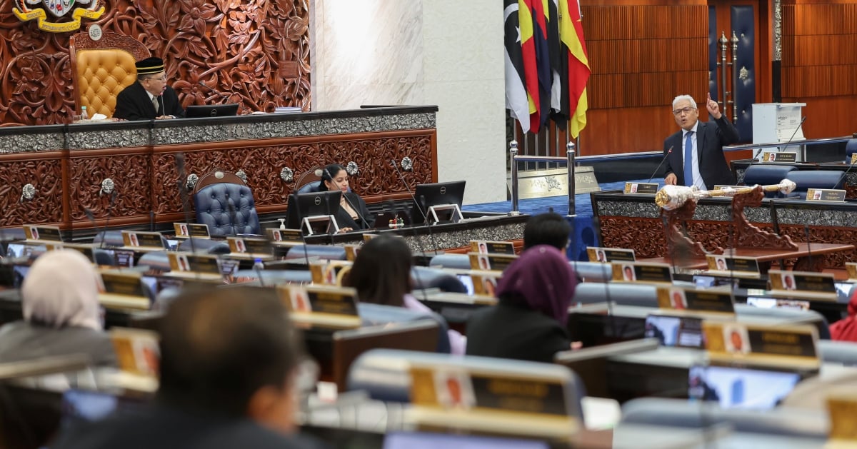 2023 Budget found wanting in many aspects, Hamzah tells Dewan Rakyat ...