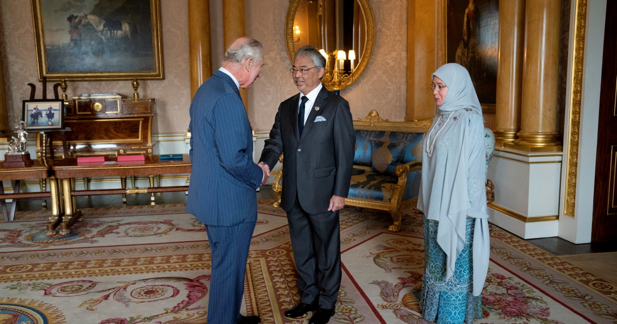 king-meets-king-charles-iii-at-buckingham-palace-new-straits-times