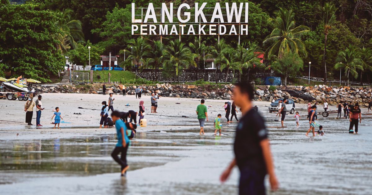 Govt bars 24 countries from Langkawi travel bubble following Omicron  emergence
