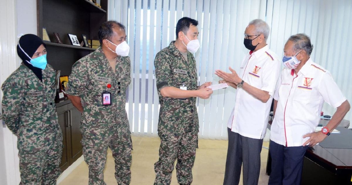 Veteran military doctors chip in | New Straits Times