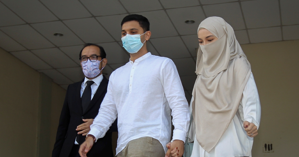 Lawyers Lament Special Treatment Given To Neelofa And Husband At Seremban Courts