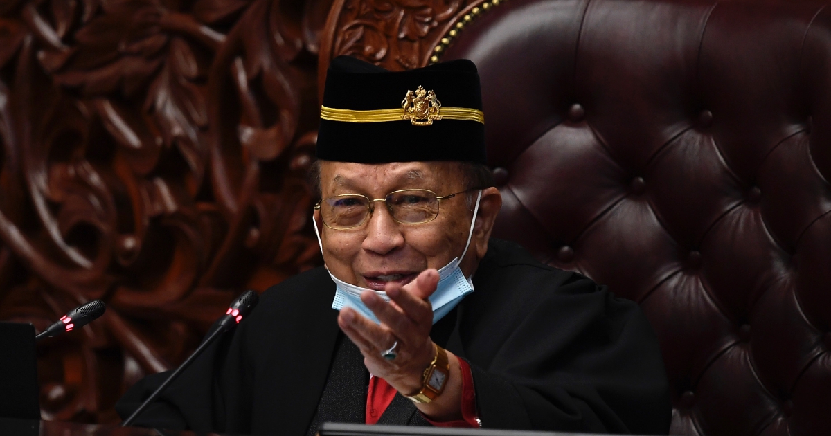 Rais dishes out 'pantun' as he presides over Dewan Negara session