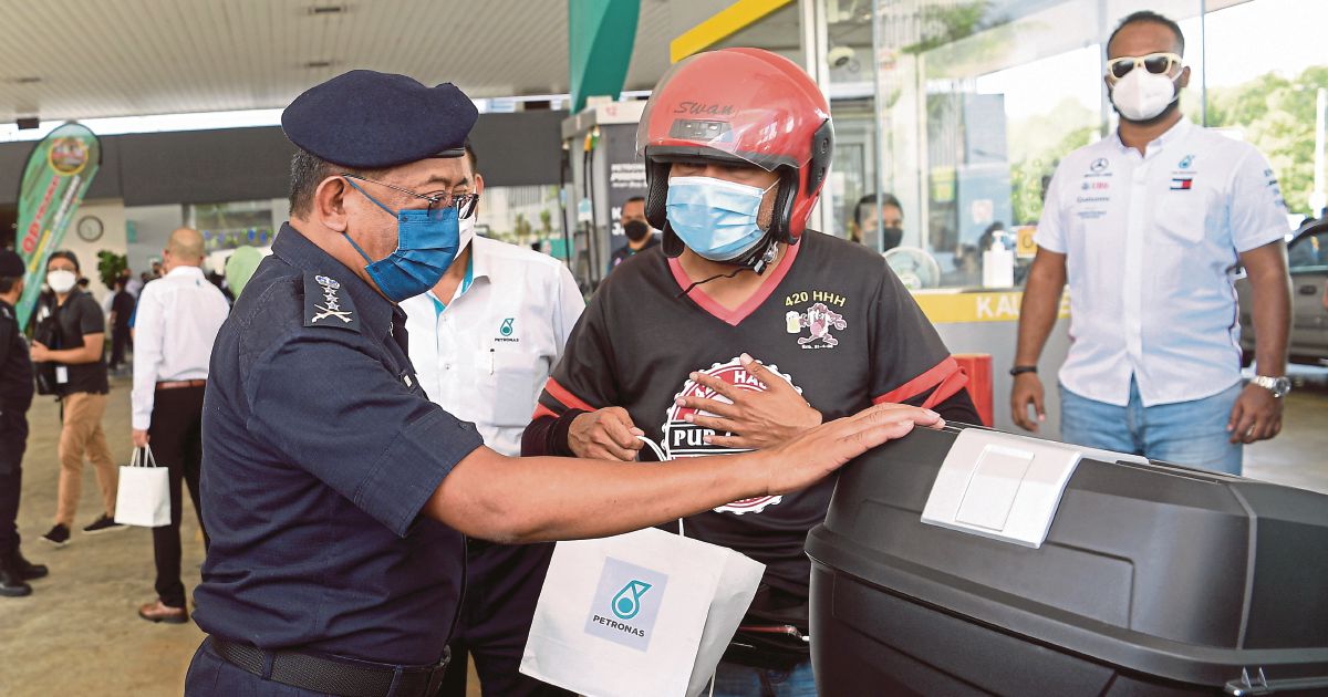 Petronas Go-To-Safety-Point Programme Launched Ahead Of Ops Selamat 18 ...