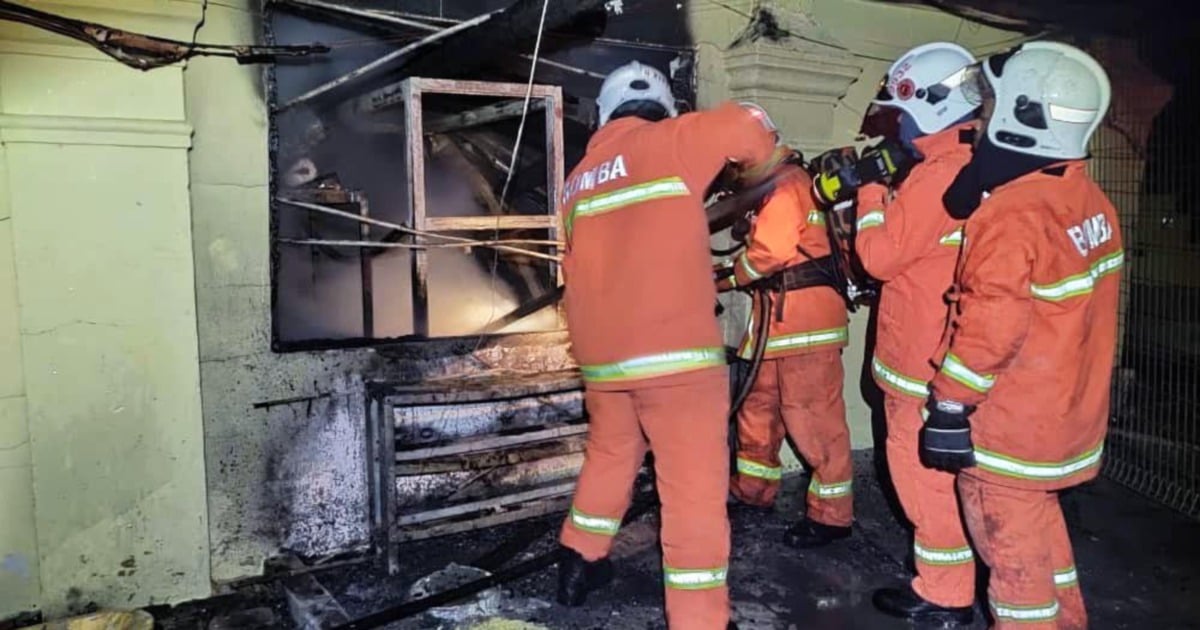 Fire Guts Banting Tahfiz Hostel 131 Female Students Rescued