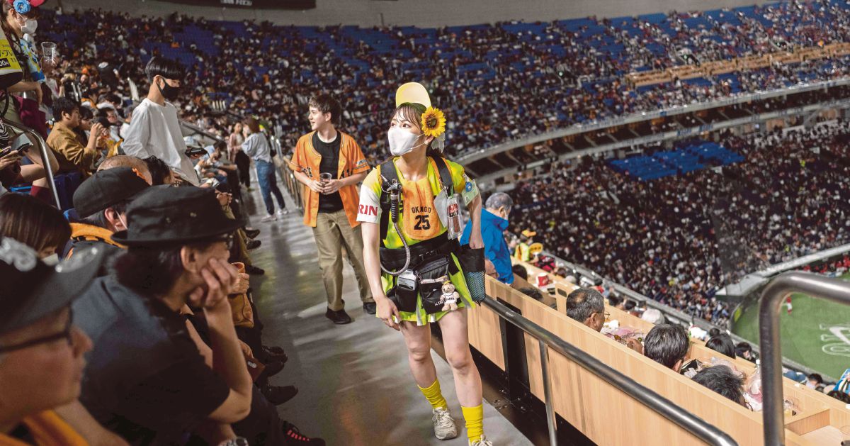 Speed demons: the 'uriko' beer vendors of Japanese baseball