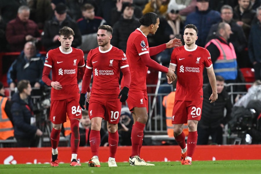 Man City back in groove, Liverpool rule Merseyside