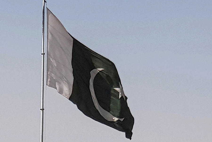 (FILE PHOTO) Pakistani flags. -AFP