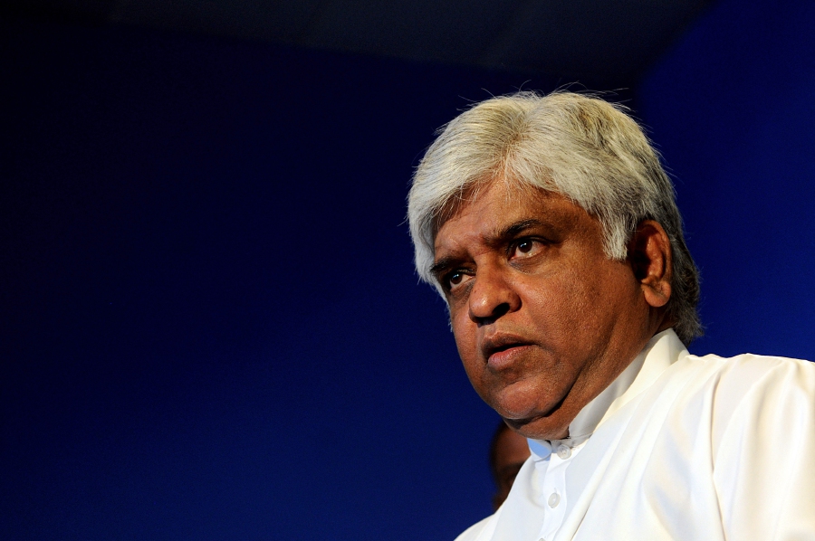 (FILE PHOTO) Sri Lanka’s former World Cup winning cricket captain, Arjuna Ranatunga. Ranatunga has been appointed chairman of a new interim cricket board after sports minister Roshan Ranasinghe sacked the national cricket board on Monday, days after a humiliating defeat by India at the World Cup. -AFP/ISHARA S. KODIKARA