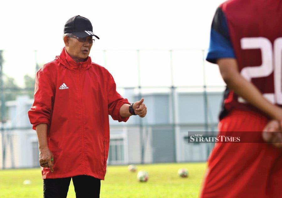 Mohd Azraai Khor Abdullah, o técnico de futebol local de maior sucesso da Malásia.  -ARQUIVO NSTP