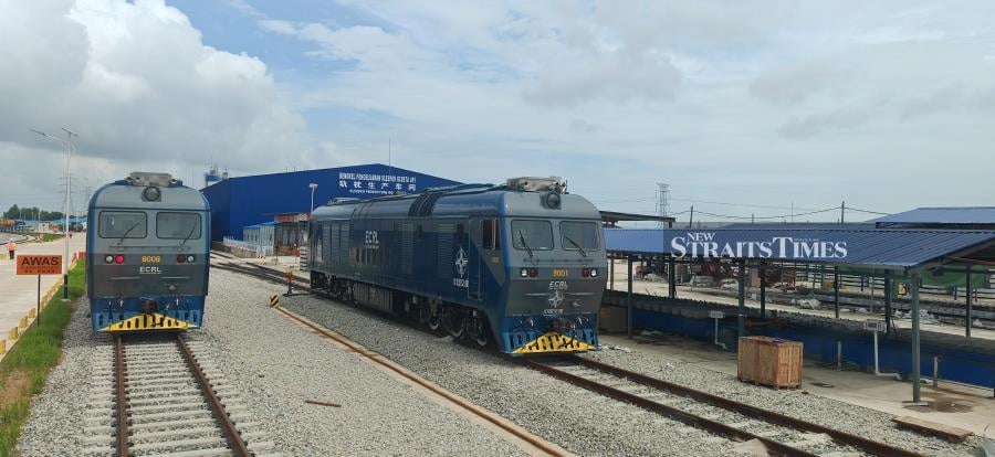 The ECRL diesel locomotive which will pull the flat wagons to send the rail tracks to the track laying sites. -NSTP/T.N.ALAGESH