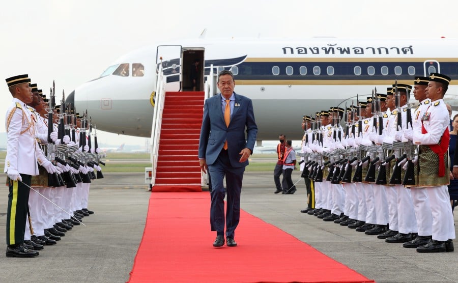 Thailand Prime Minister Srettha Thavisin arrives at the Bunga Raya Complex of the Kuala Lumpur International Airport for a two-day state visit to Malaysia. -BERNAMA PIC