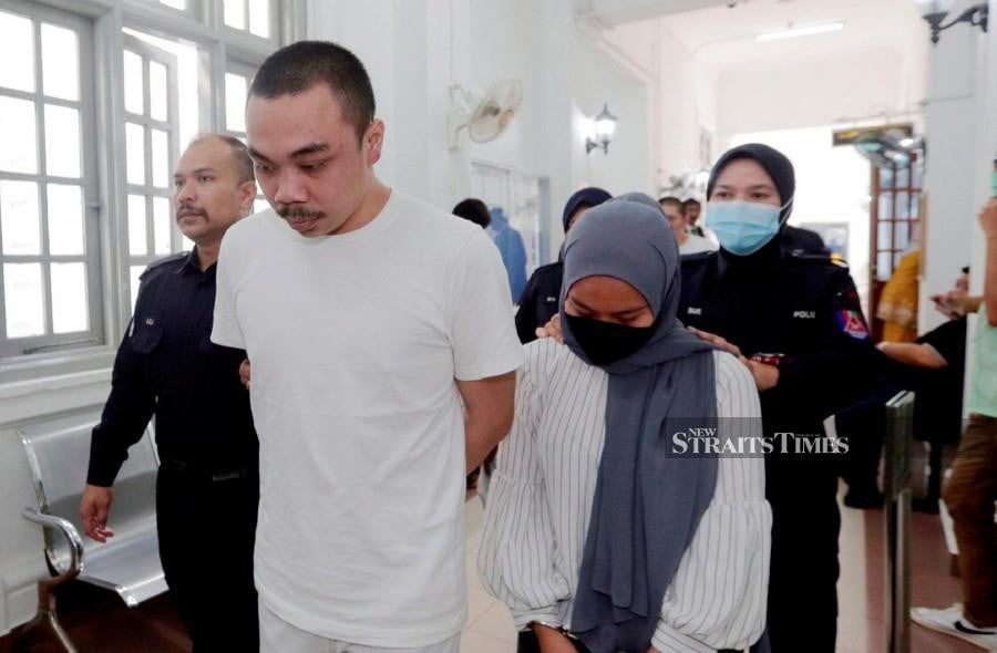 An Indonesian couple were sentenced to 35 years in prison each by the Johor Baru High Court for the murder of their employer in Kulai three years ago. -NSTP/NUR AISYAH MAZALAN