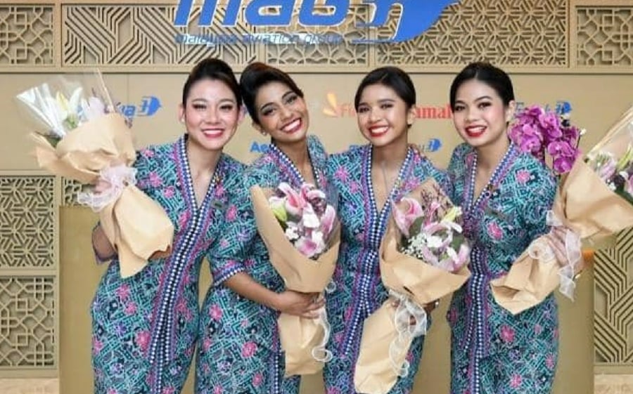 Malaysia Airlines continues to expand the diversity of its talent by celebrating the success of its first four Orang Asli cabin crew members to join the national carrier. -PIC COURTESY OF MAG