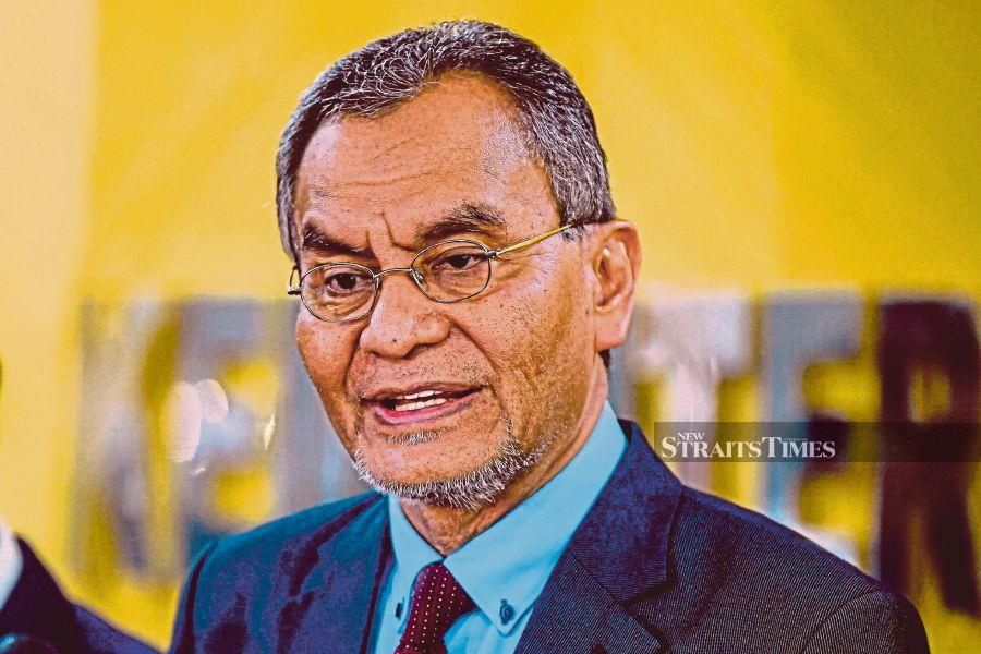 (FILE PHOTO) Datuk Seri Dr Dzulkefly Ahmad is ready to assume the health minister role for a second time. -BERNAMA PIC