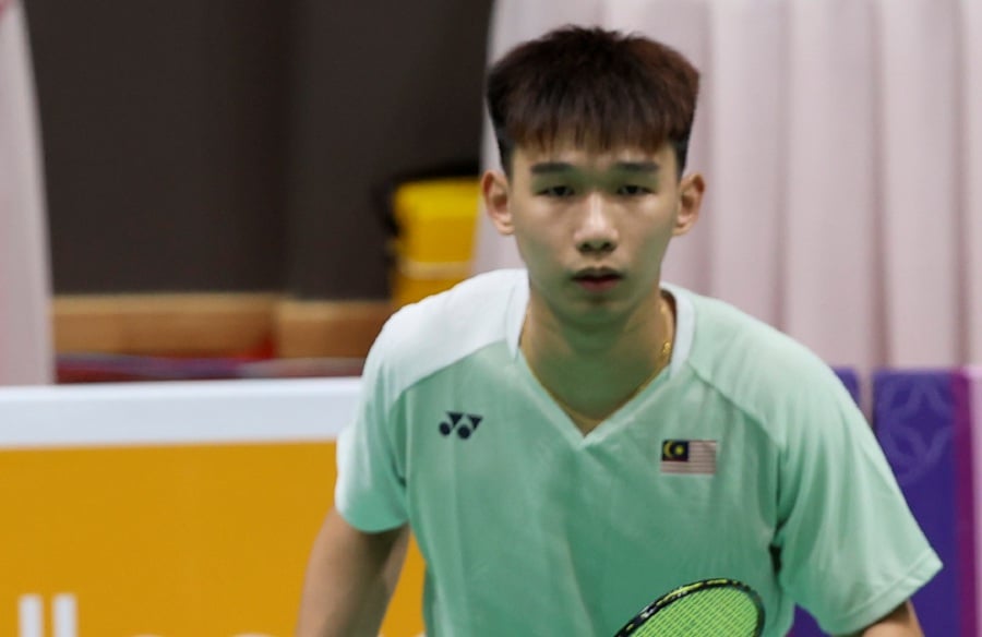 (FILE PHOTO) Men's doubles Choong Hon Jian (pic) and Haikal Nazri are hungry for more after a brilliant finish to their 2023 season. -BERNAMA PIC