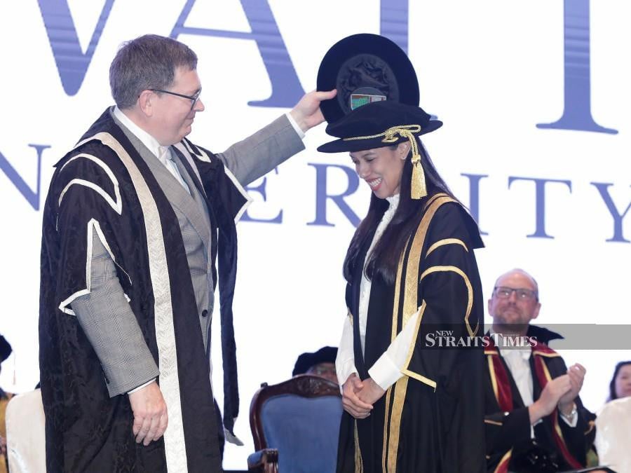 Nicol David will serve as the honorary head of the university in Malaysia, representing Heriot-Watt in ceremonial and ambassadorial capacities, including conferring degrees on graduates. -NSTP/SAIFULLIZAN TAMADI