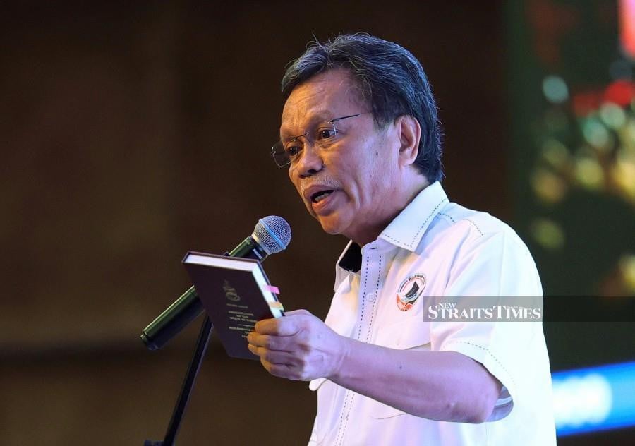 Warisan president Datuk Seri Shafie Apdal says it remains open to working with Umno or any other party, as long as they prioritise the growth and development of Sabah and its people. - Bernama pic