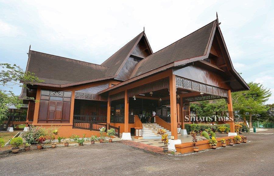 Rumah Melaka is a typical Melaka-style home gallery that serves as a one-stop reference centre for the wood industry, sitting on 2ha of land and selling local wood products to visitors. -NSTP/SAIFULLIZAN TAMADI 