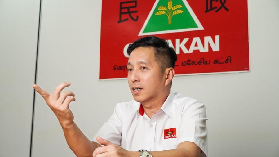 (FILE PHOTO) Gerakan deputy president Oh Tong Keong said the implementation of the new tax system next year would pose a burden to the people. -COURTESY PIC