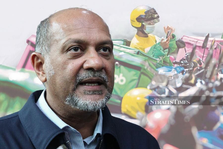 Digital Minister Gobind Singh Deo has pledged to explore the suggestion to establish a designated commission for the gig economy in order to provide a more secure welfare system for gig workers. -NSTP FILE