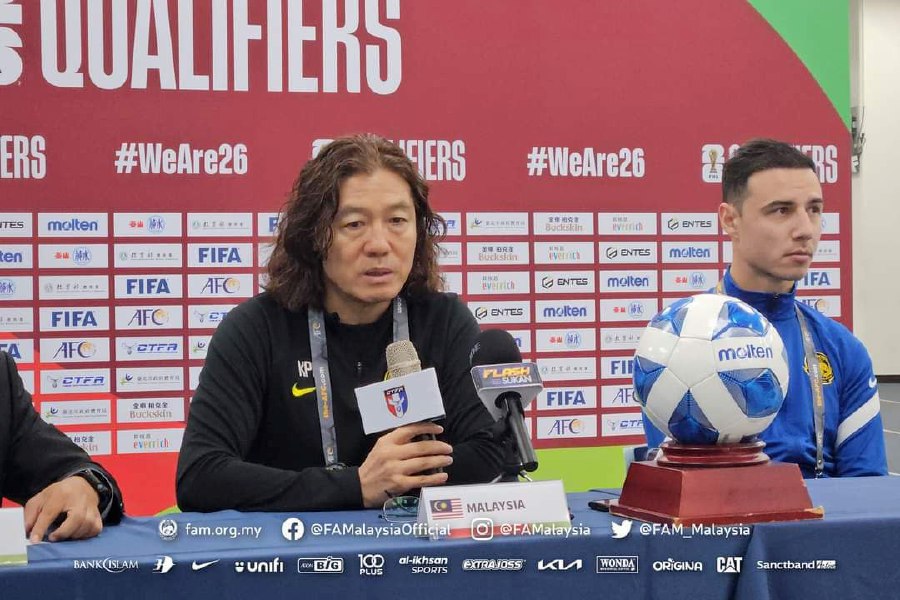National coach Kim Pan Gon speaking to the media during today’s pre-match conference ahead of tomorrow World Cup qualifier against Taiwan in Taipei. -PIC COURTESY OF FAM