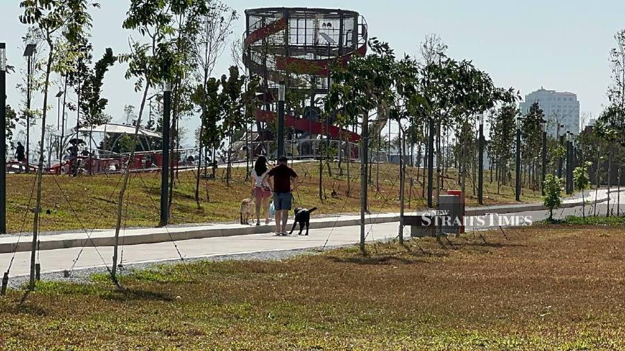 According to Pulau Tikus assemblyman Joshua Woo, pets will only be allowed at the lower promenade area. -NSTP/NUR IZZATI MOHAMAD