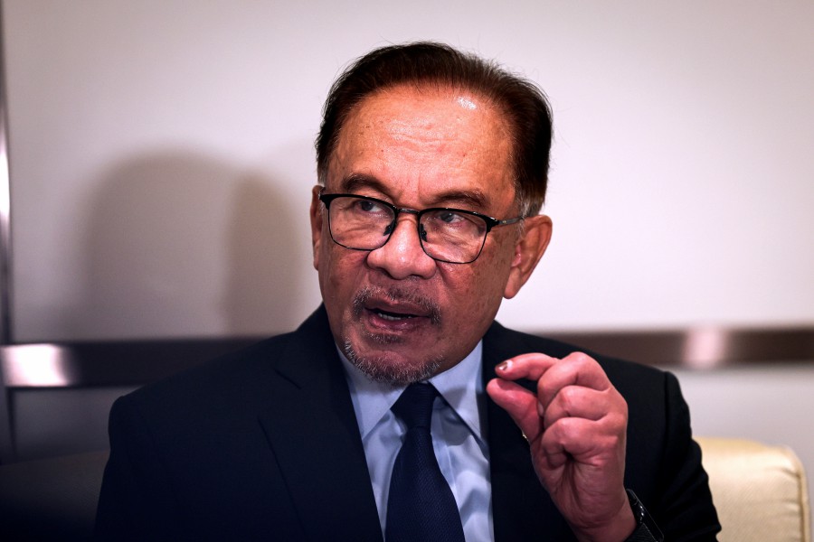 (FILE PHOTO) Prime Minister Datuk Seri Anwar Ibrahim. -BERNAMA PIC