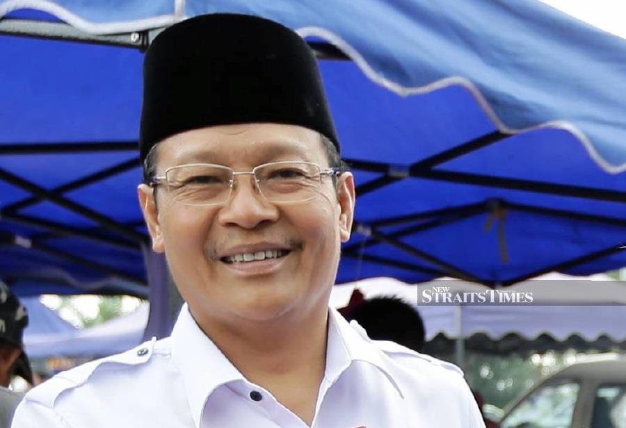 (FILE PHOTO) Tanjong Karang member of parliament (MP) Datuk Dr Zulkafperi Hanapi. -NSTP FILE
