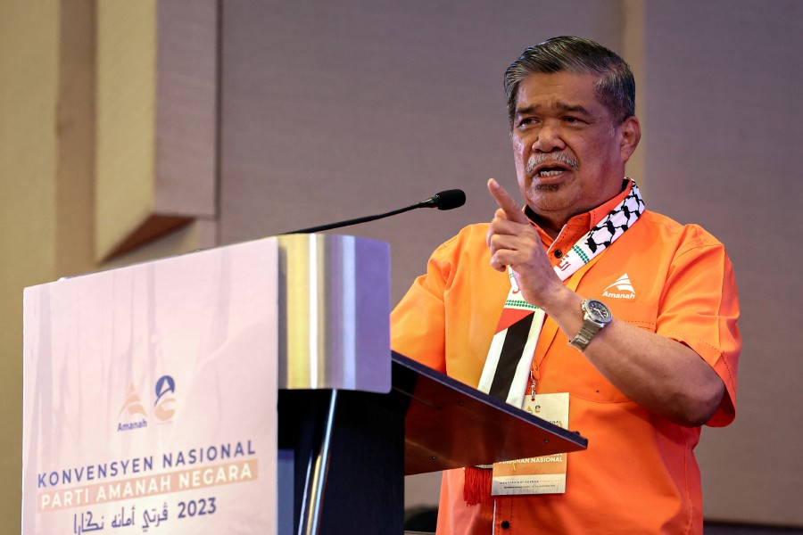 Agriculture and Food Security Minister Datuk Seri Mohamad Sabu has secured one of the 27 seats in the National Parti Amanah Negara Leadership Committee for the 2023 - 2026 term. -BERNAMA PIC