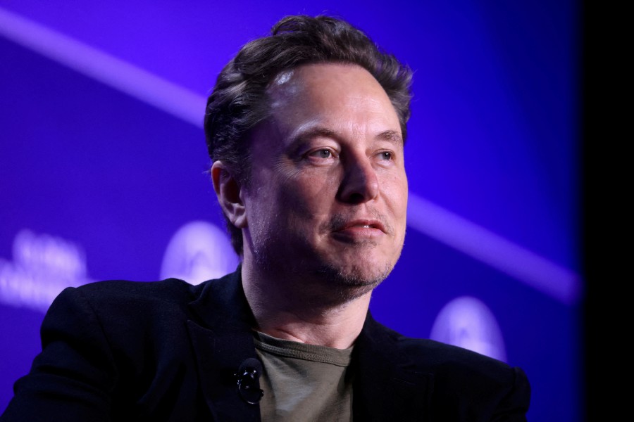 (FILE PHOTO) Elon Musk, Chief Executive Officer of SpaceX and Tesla and owner of X. -REUTERS/David Swanson