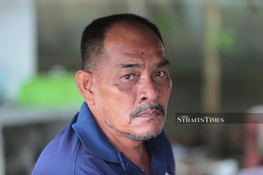 Sungai Rengit Fishermen’s Welfare Association chairman, Rosli Mohd Ali, 56, said the risk of damaged nets and other equipment would be too big. -NSTP/NUR AISYAH MAZALAN