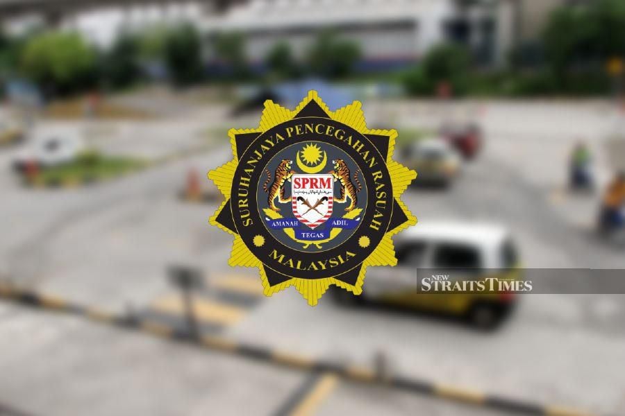 An 18-year-old teenager was arrested by the Malaysian Anti-Corruption Commission (MACC) when he tried to bribe a Road Transport Department (RTD) officer with RM50 to get his driver’s licence test passed. -FILE PIC