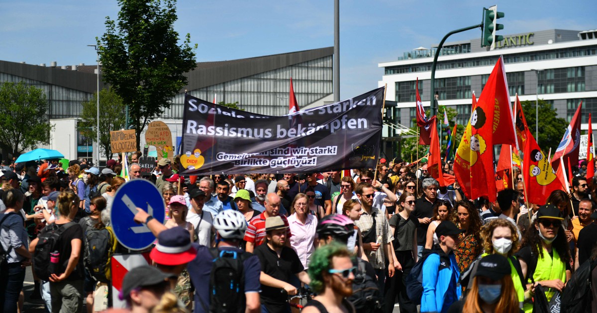 Clashes, arrests mark start of German far-right AfD congress | New ...