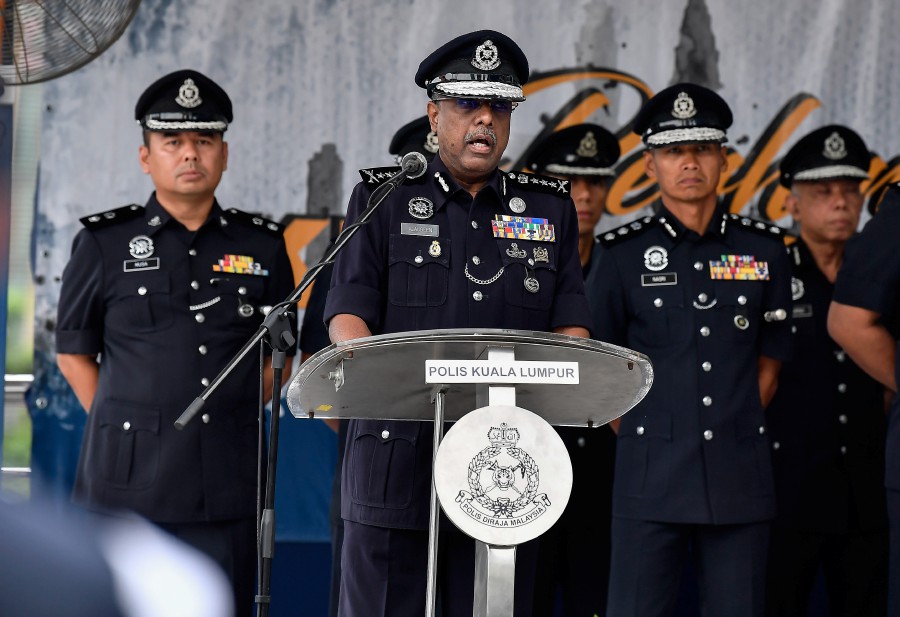 Kuala Lumpur police chief Datuk Allaudeen Abdul Majid at the Kuala Lumpur police contingent monthly assembly. -BERNAMA PIC
