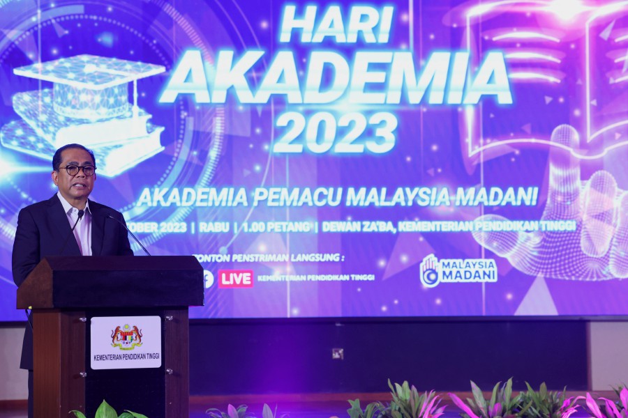 Higher Education Minister Datuk Seri Mohamed Khaled Nordin. -BERNAMA PIC